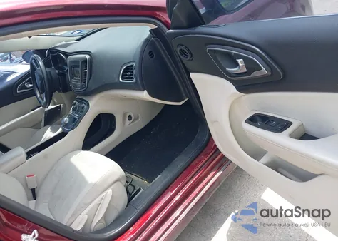 2015 Chrysler 200 Limited z USA, uszkodzony, nr VIN 1C3CCCAB8FN555591